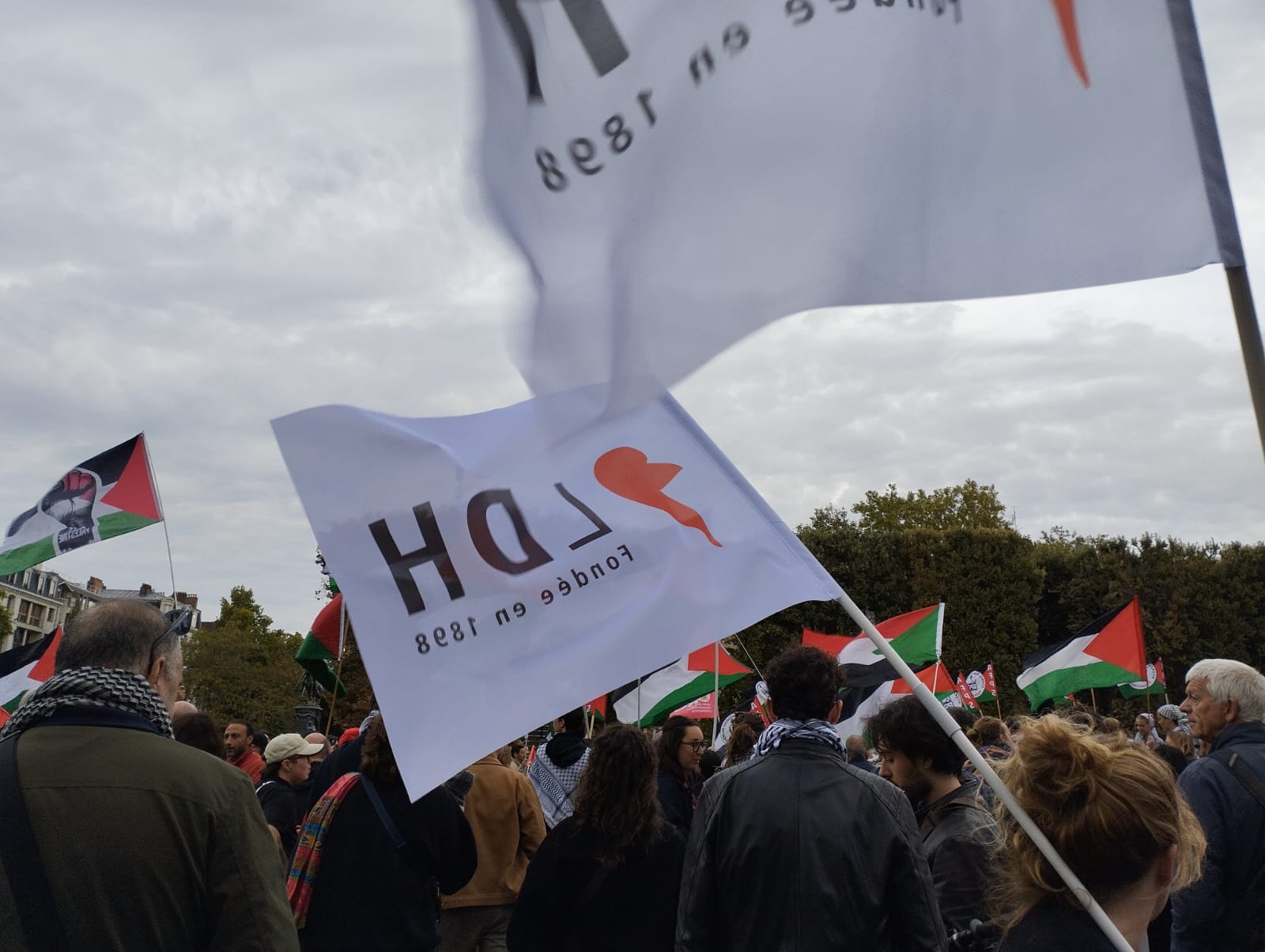 La section au rassemblement pour la flotille pour gaza